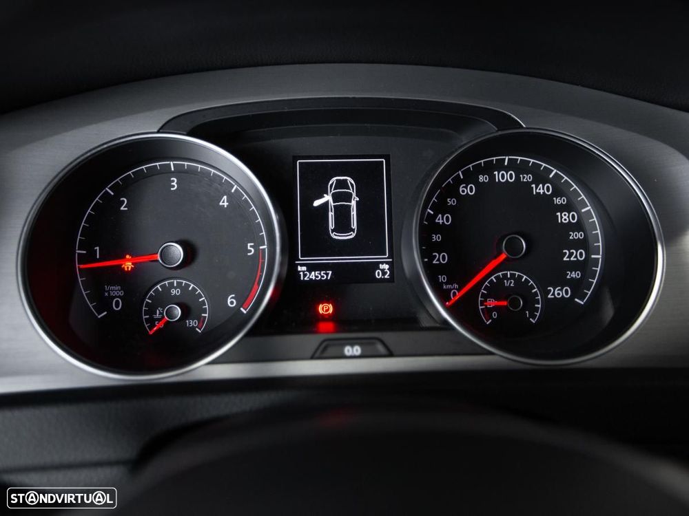 VW Golf - 13
