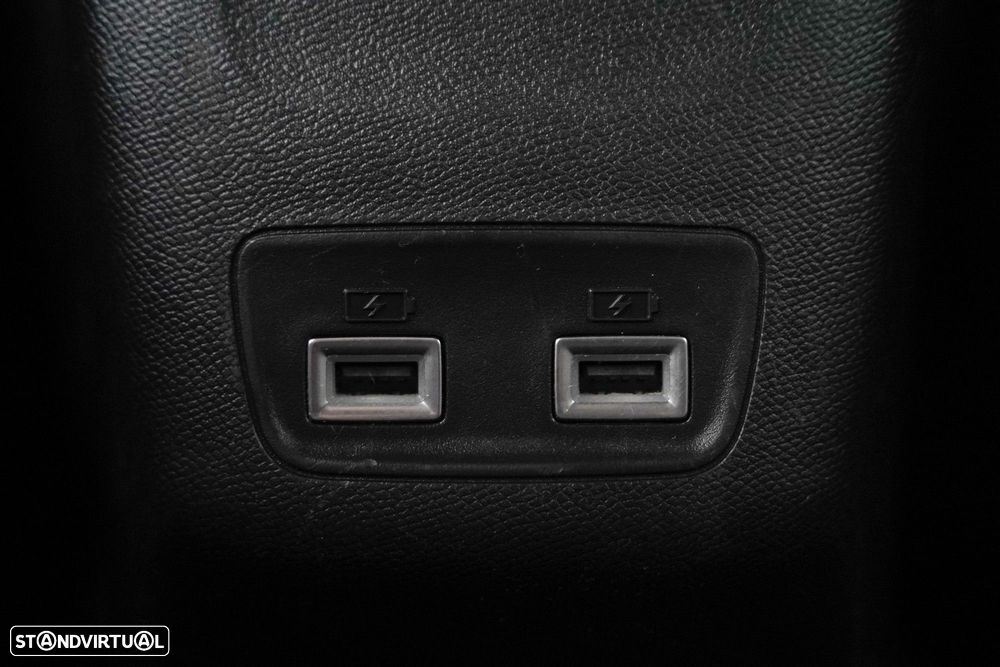 Peugeot e-2008 50 kWh Allure Pack - 16