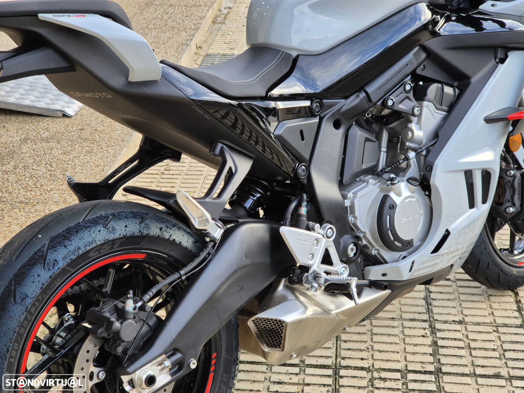 CF Moto 675SR-R - 5