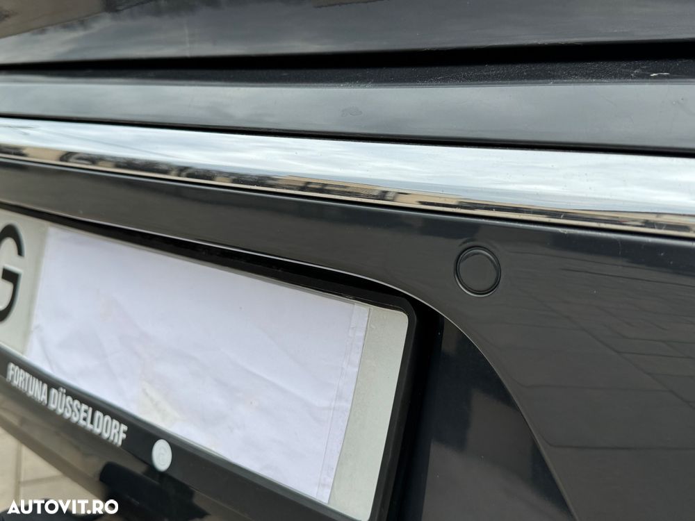 Volkswagen Passat CC 2.0 TDI BlueMotion Technology Exclusive - 26