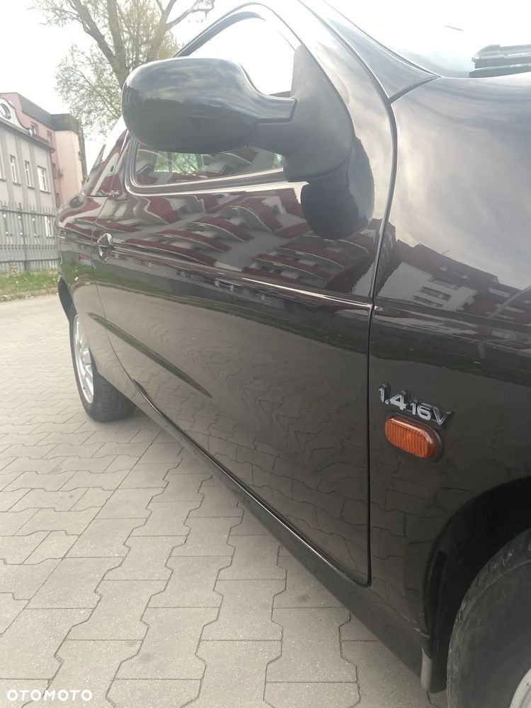 Renault Megane 1.4 - 4