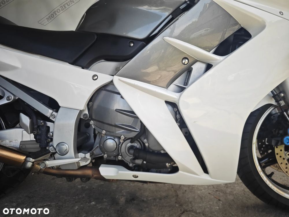 Yamaha FJR - 12