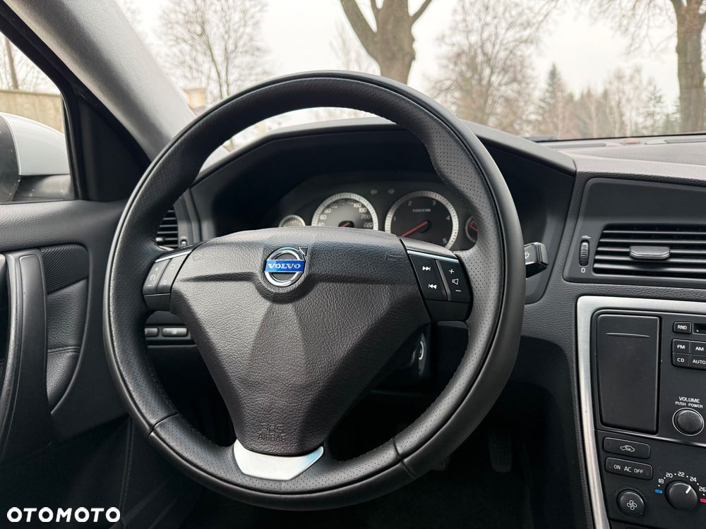 Volvo S60 D5 Summum - 13