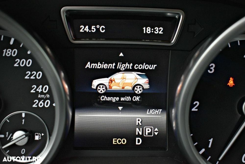 Mercedes-Benz ML 350 BlueTEC 4MATIC Aut - 14