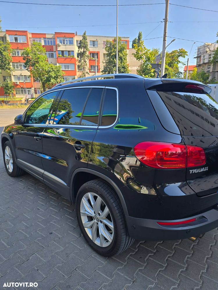 Volkswagen Tiguan - 4