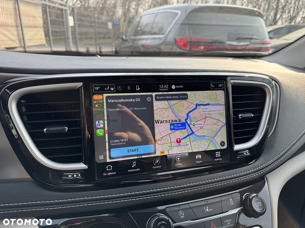 Chrysler Pacifica - 31