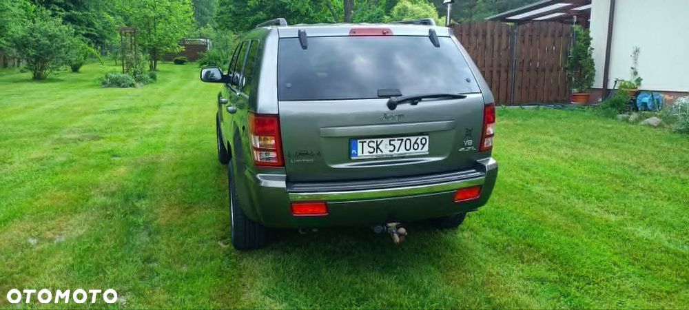 Jeep Grand Cherokee - 8