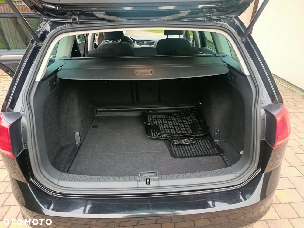 Volkswagen Golf - 9