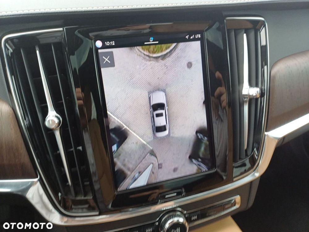 Volvo S90 - 24