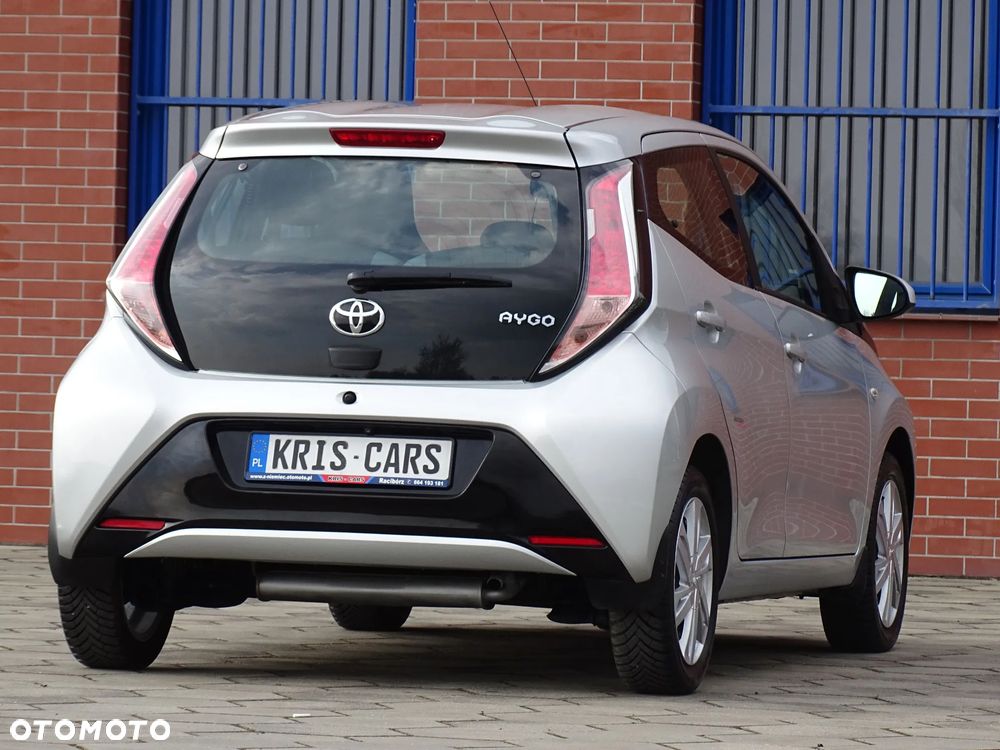 Toyota Aygo 1.0 VVT-i Sprint EU6 - 6