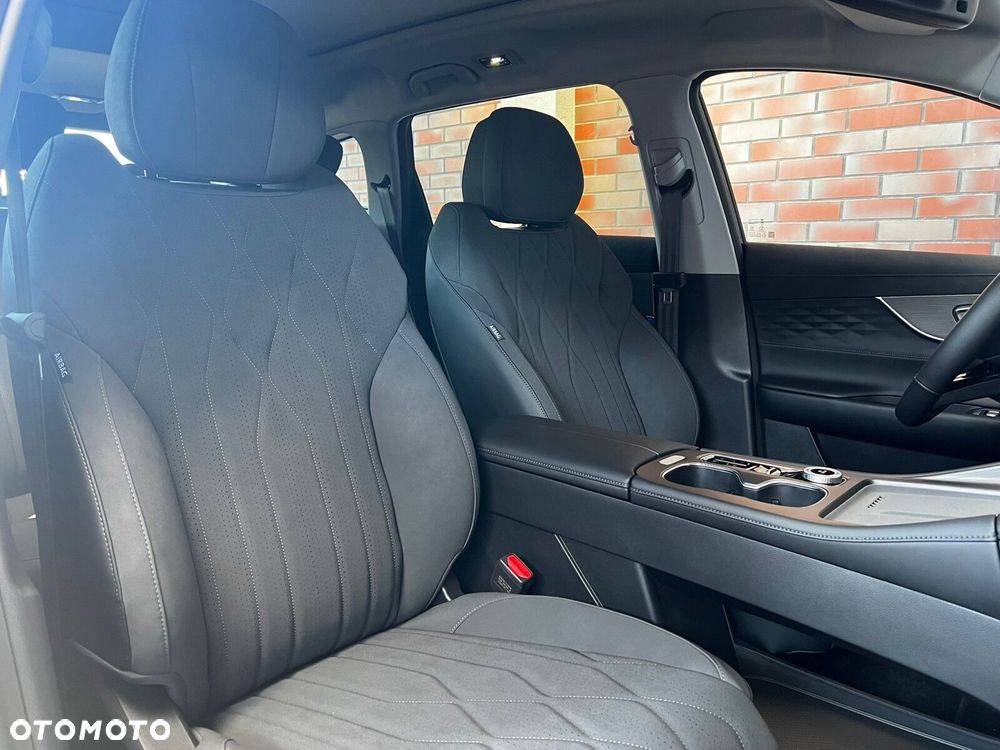 Chery Tiggo 8 - 18