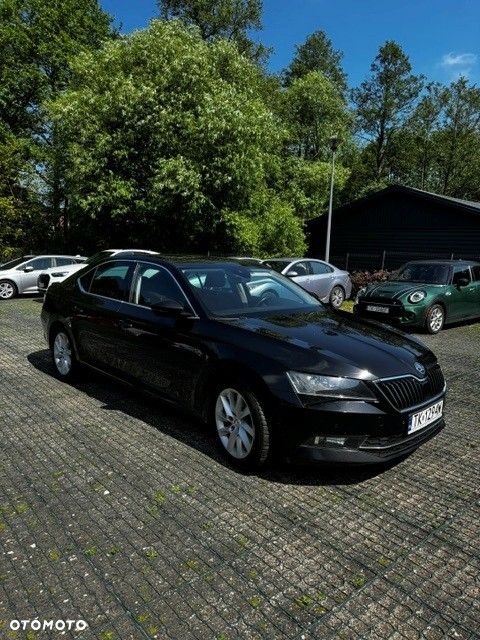Skoda Superb 2.0 TDI SCR 4x4 Ambition DSG - 1