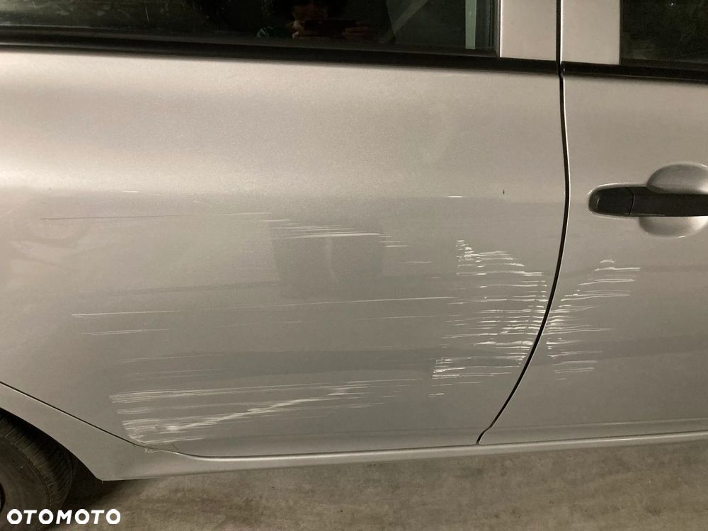 Toyota Corolla 1.6 Terra - 17