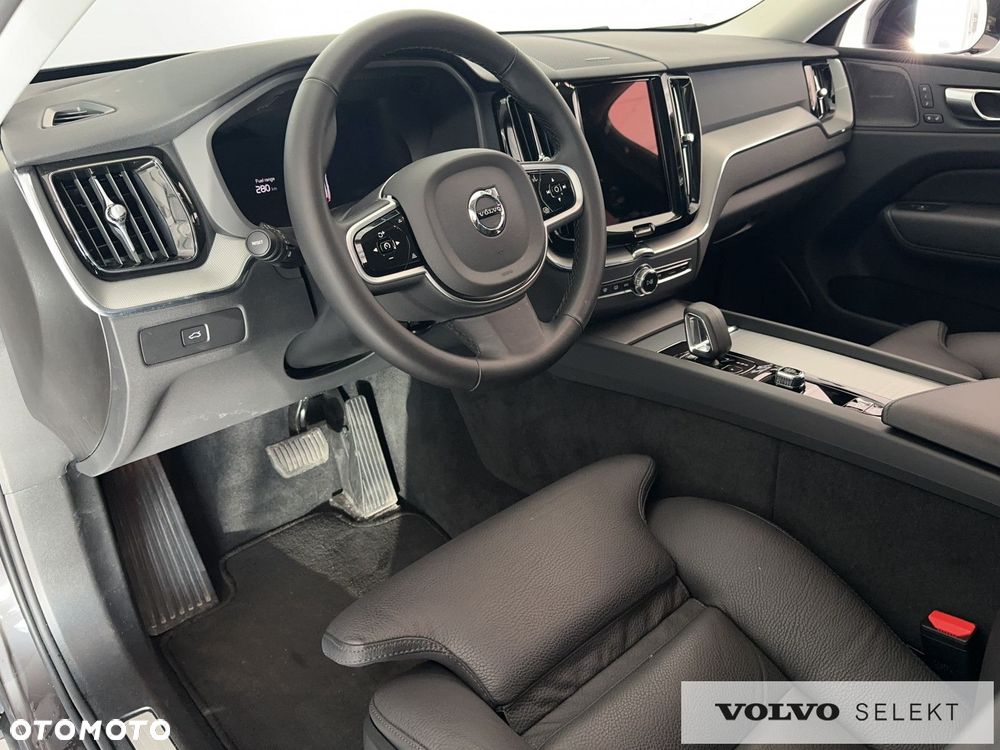 Volvo XC 60 B5 B AWD Plus Dark - 10