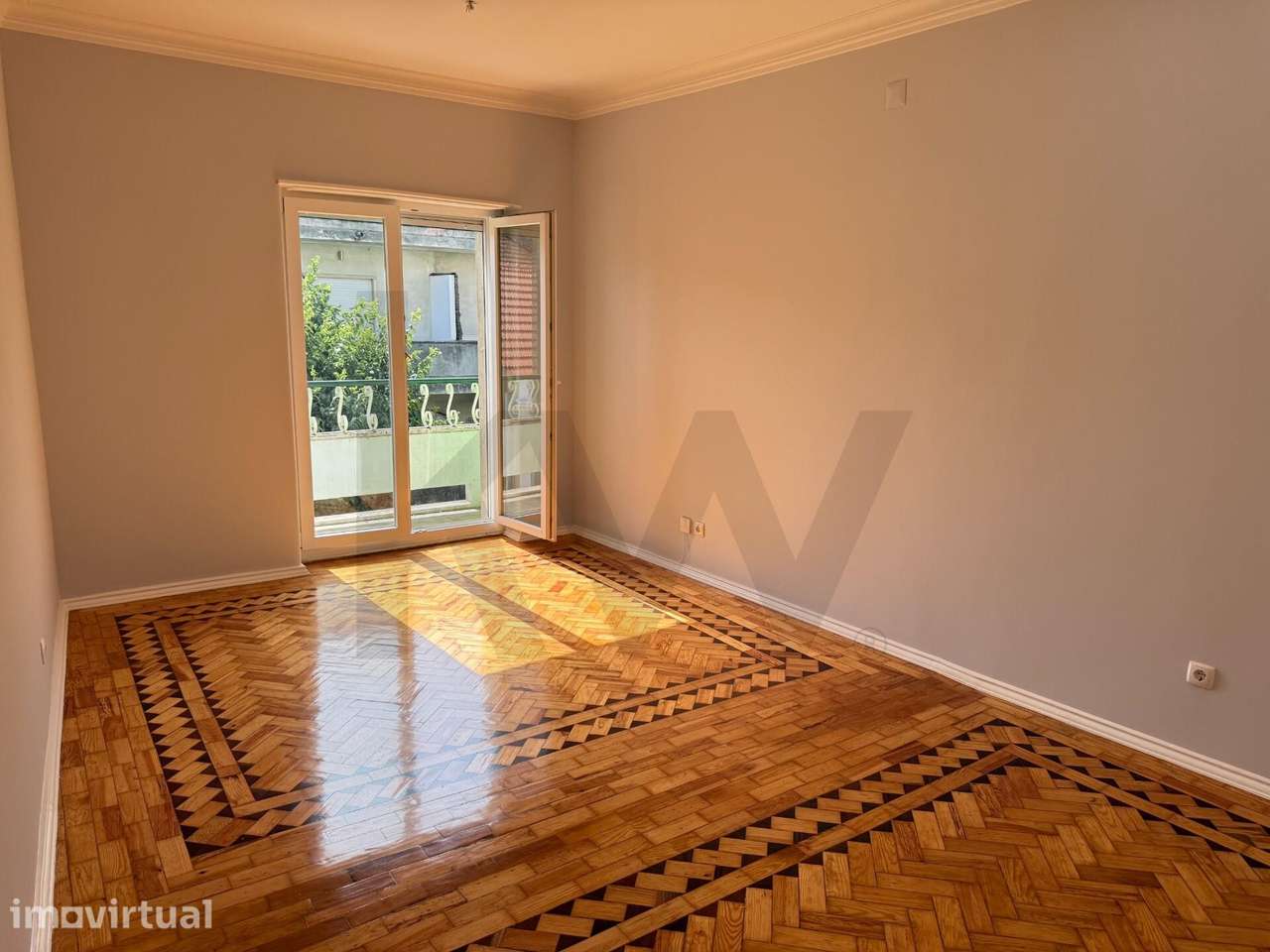 Apartamento T3 para Arrendamento em Algés | Varanda - Grande imagem: 2/25