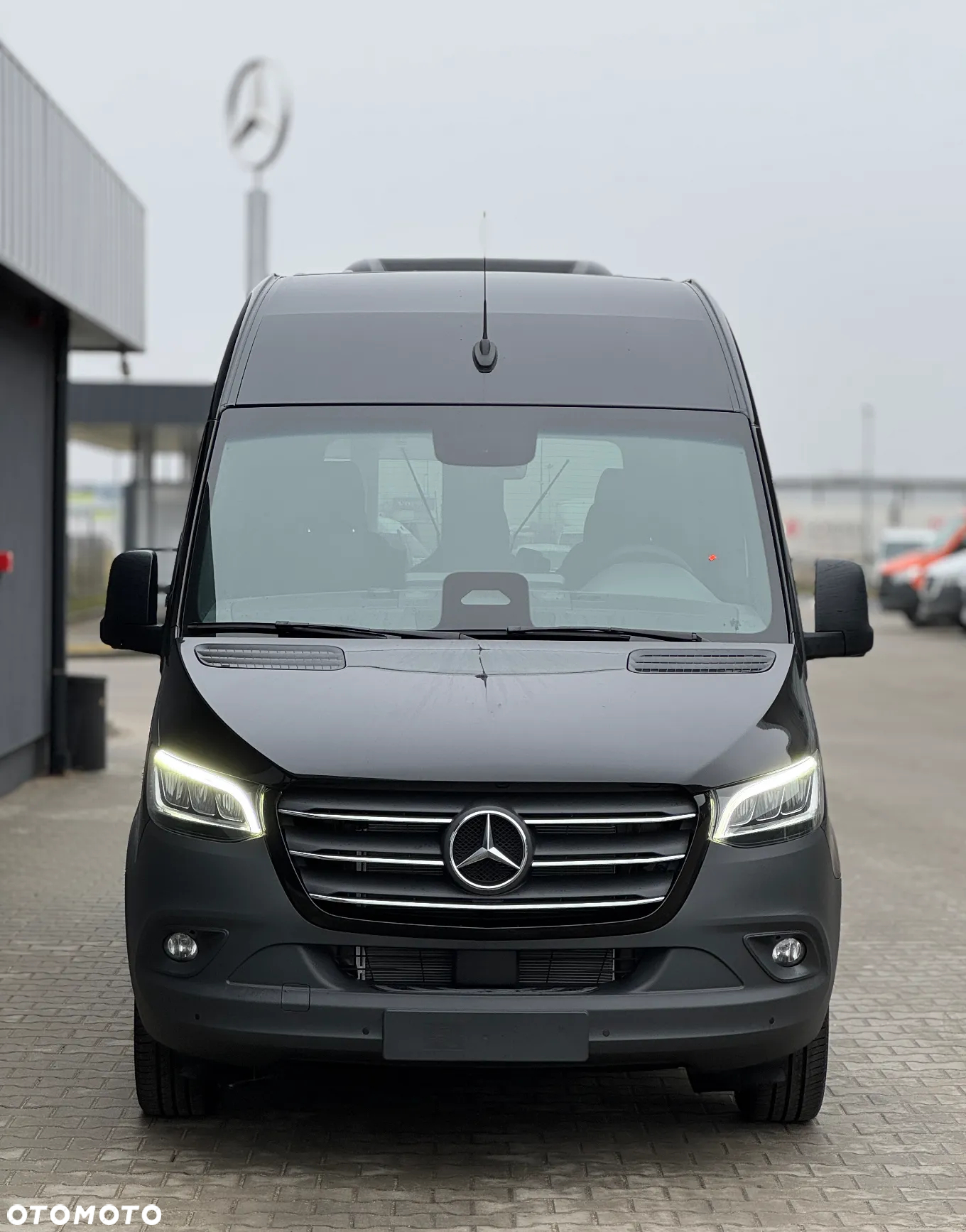 Mercedes-Benz Sprinter - 8