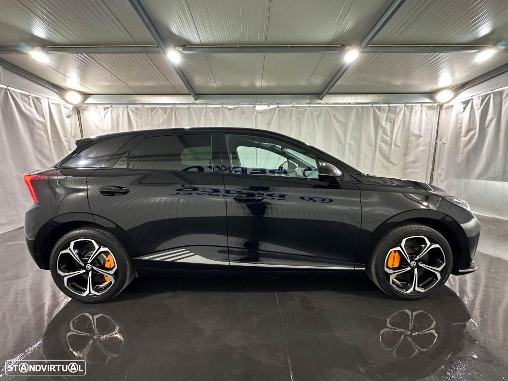 MG MG4 64 kWh XPower Luxury - 12