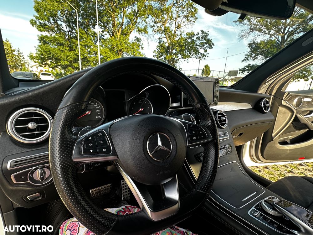 Mercedes-Benz GLC 220 d 4Matic 9G-TRONIC AMG Line - 5