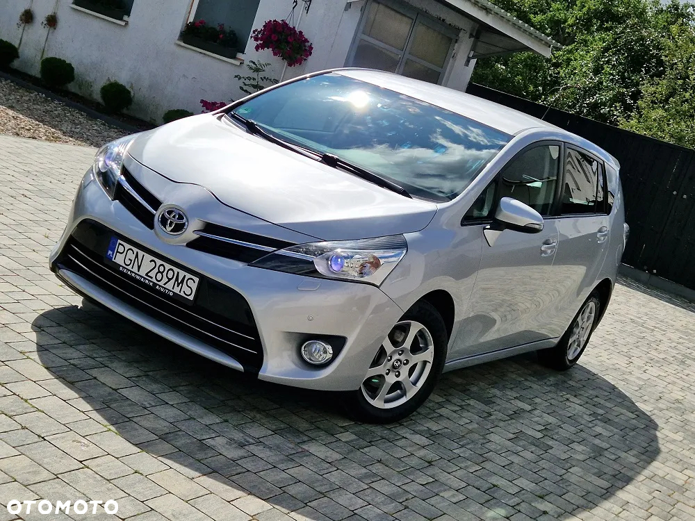 Toyota Verso 1.8 7-Sitzer Executive - 35