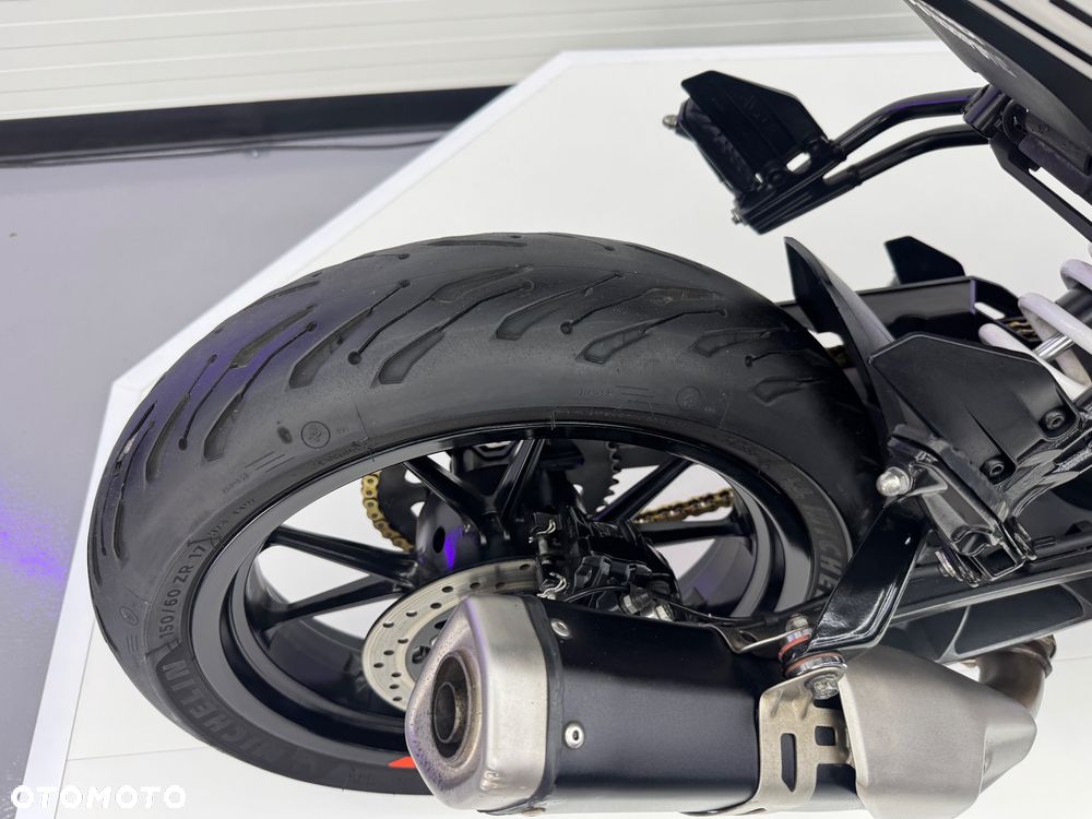 KTM Duke - 19