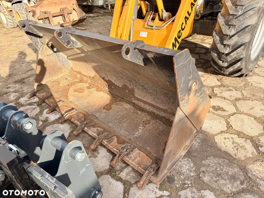 Terex koparko - ładowarka MECALAC TLB980, równe skrętne koła, jak NOWA - 22