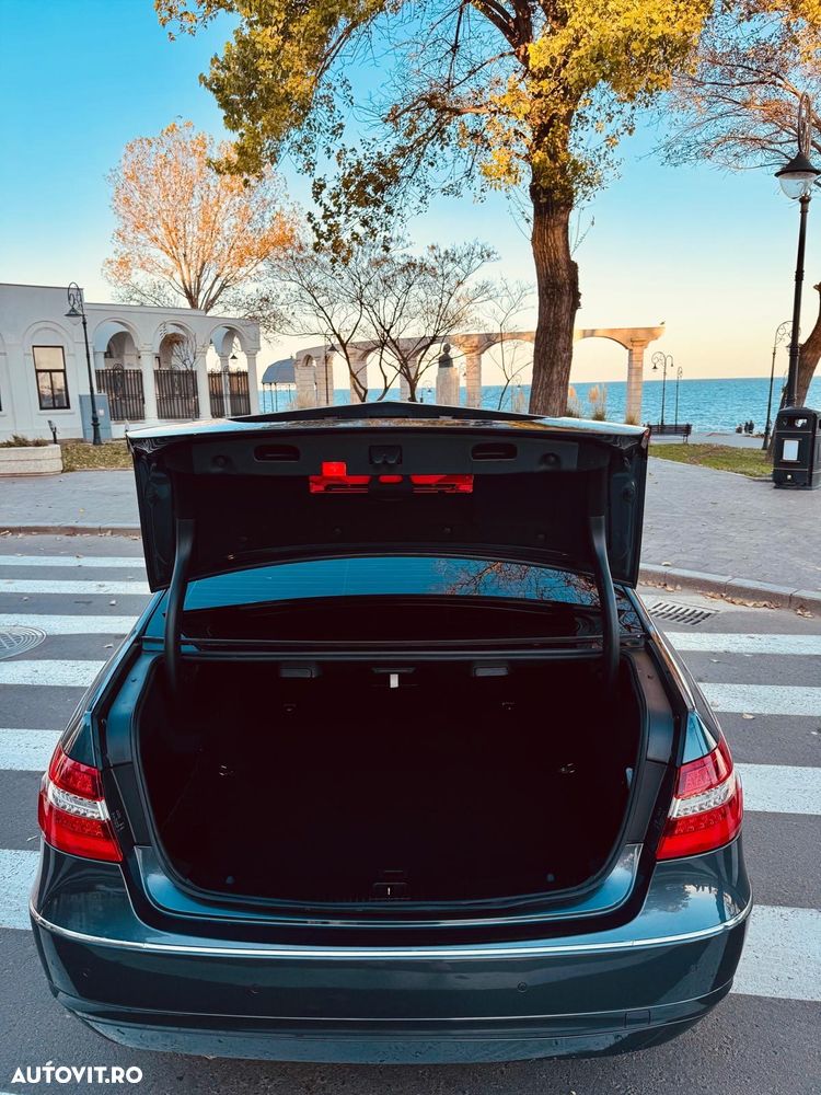 Mercedes-Benz E 200 CDI BlueEfficiency - 28