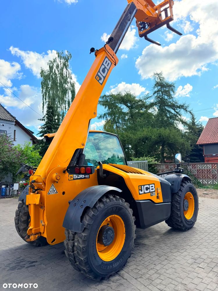 JCB 536-60 Agri Plus - 31
