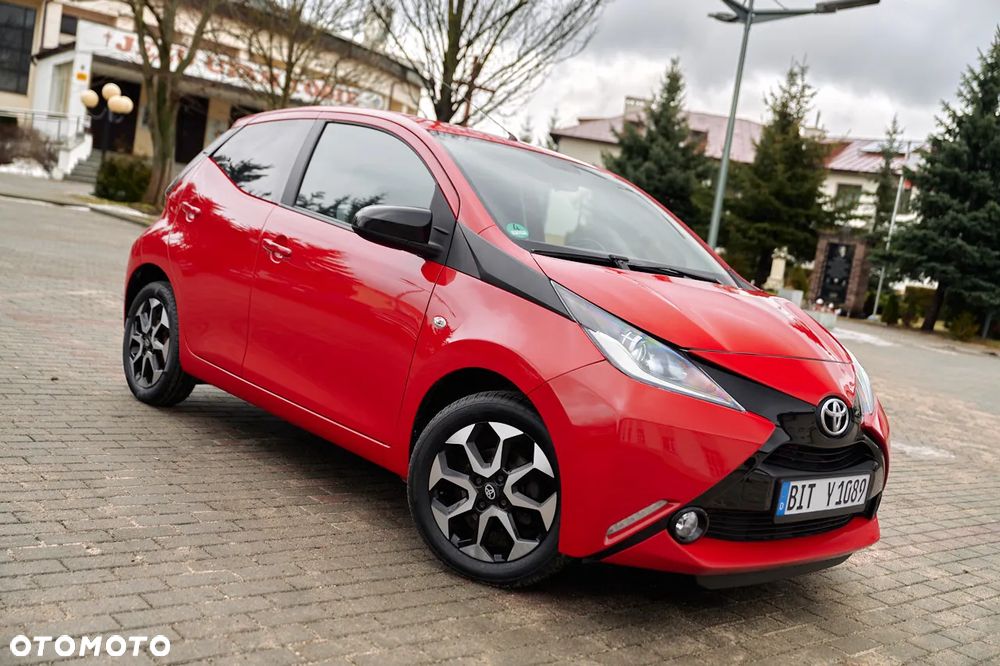 Toyota Aygo x-play Edition S+ - 3