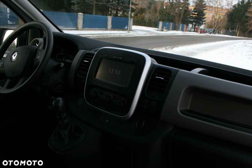 Renault TRAFIC - 10