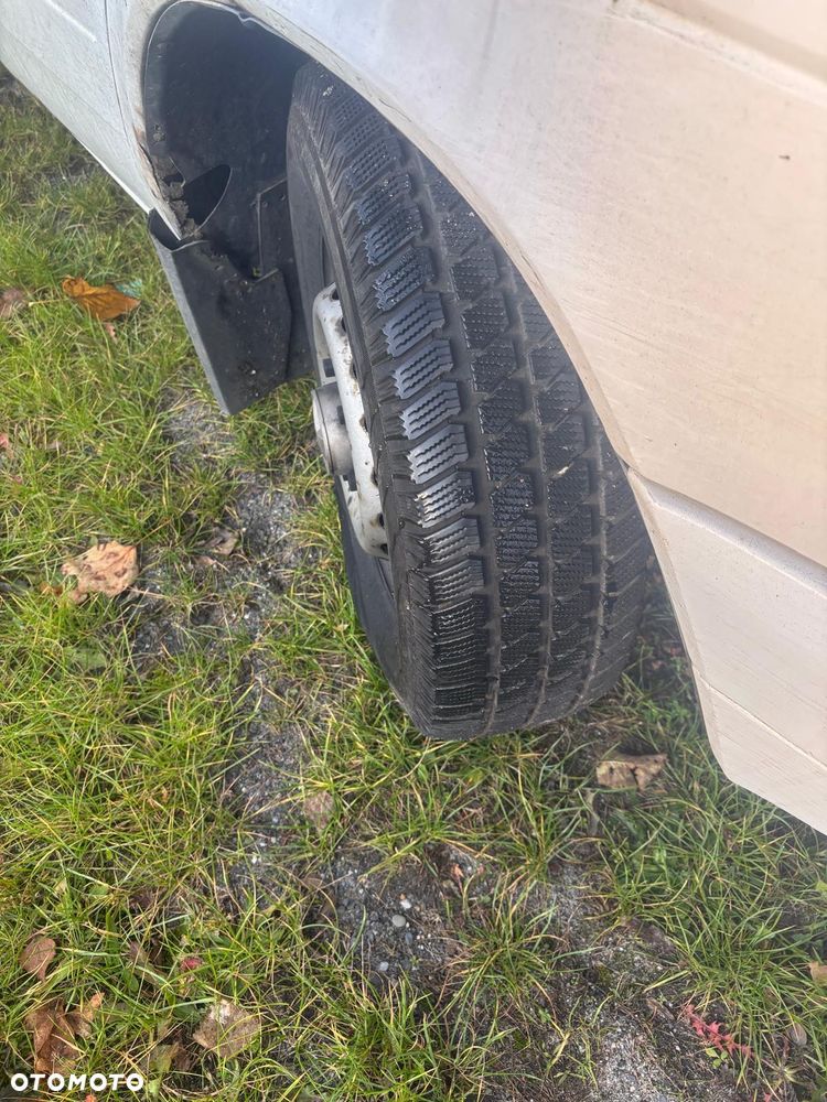 Mercedes-Benz Sprinter - 10