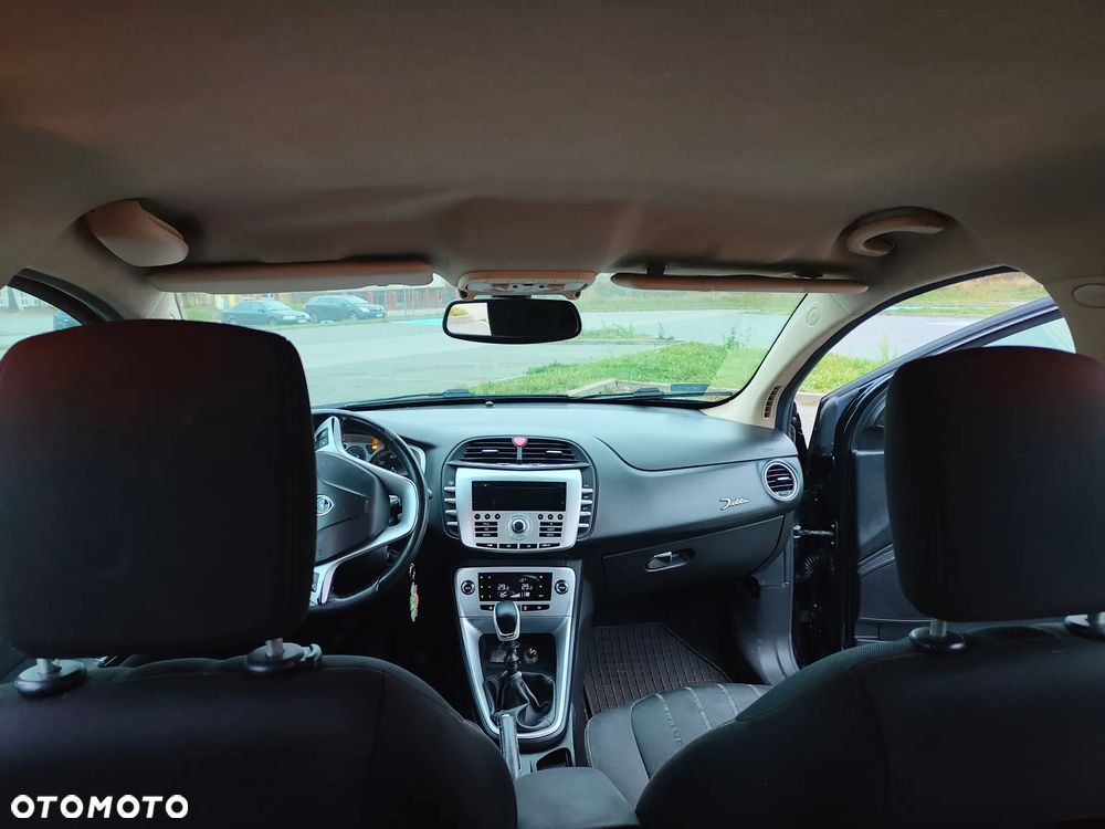 Lancia Delta 1.6 MultiJet 16v Oro - 11