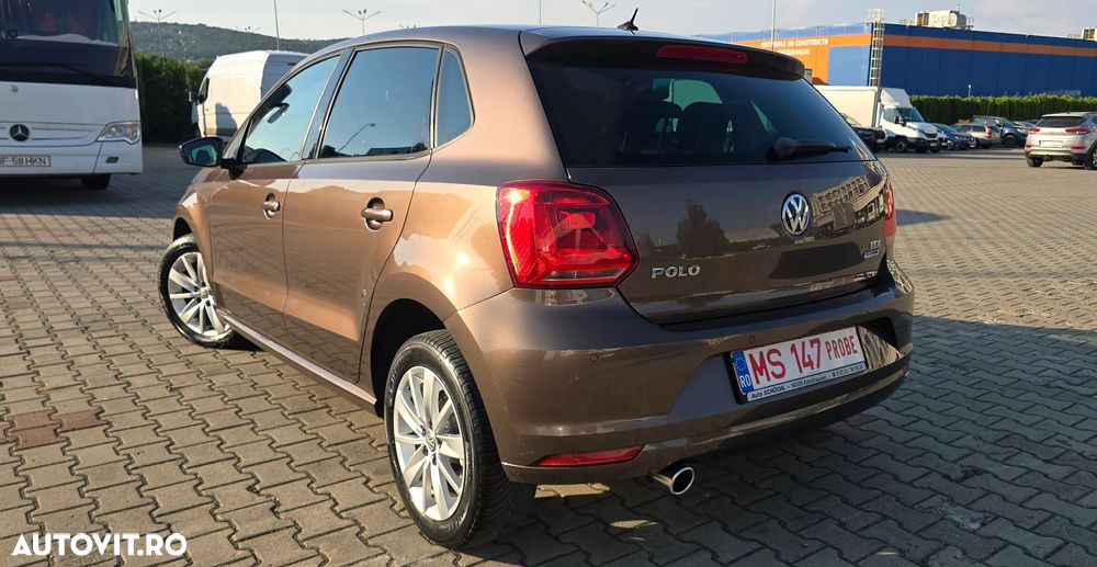Volkswagen Polo 1.4 TDI Blue Motion Technology Allstar - 4