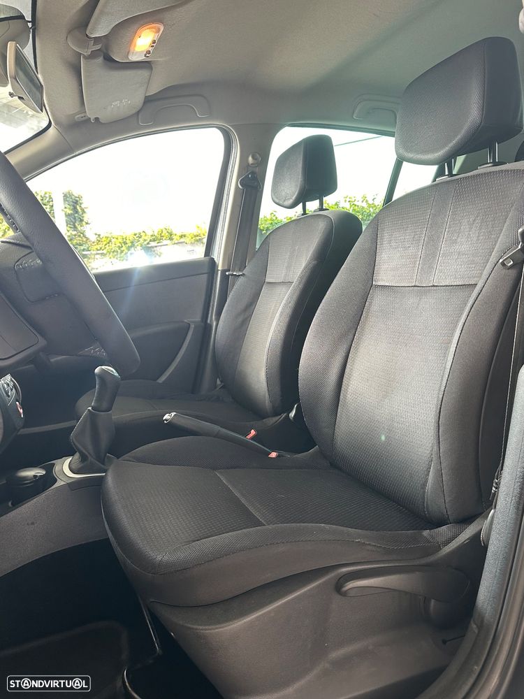 Renault Clio 1.2 TCE Dynamique S - 22