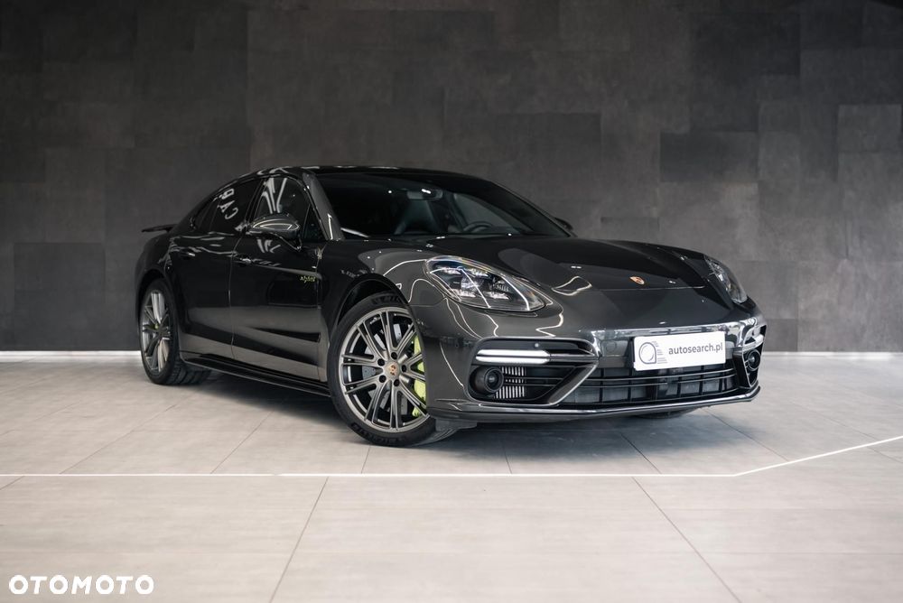Porsche Panamera - 3