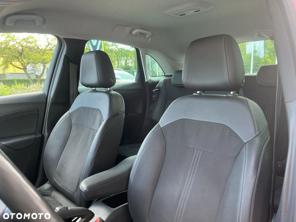 Opel Crossland X - 10