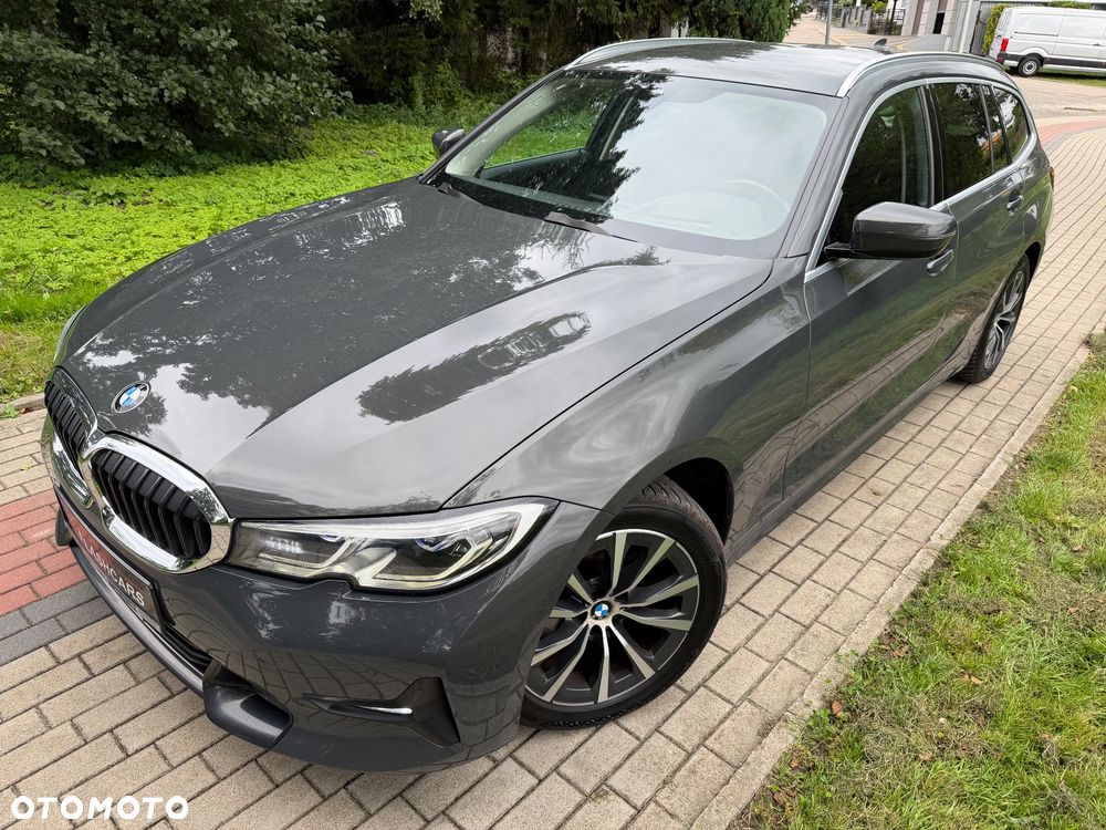 BMW Seria 3 320d Edition Luxury Line Purity - 32