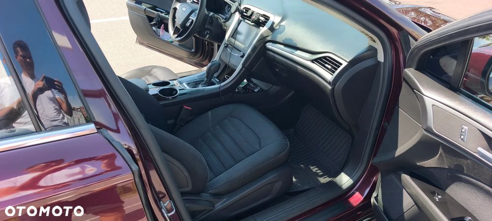 Ford Mondeo 2.0 CVT - 13