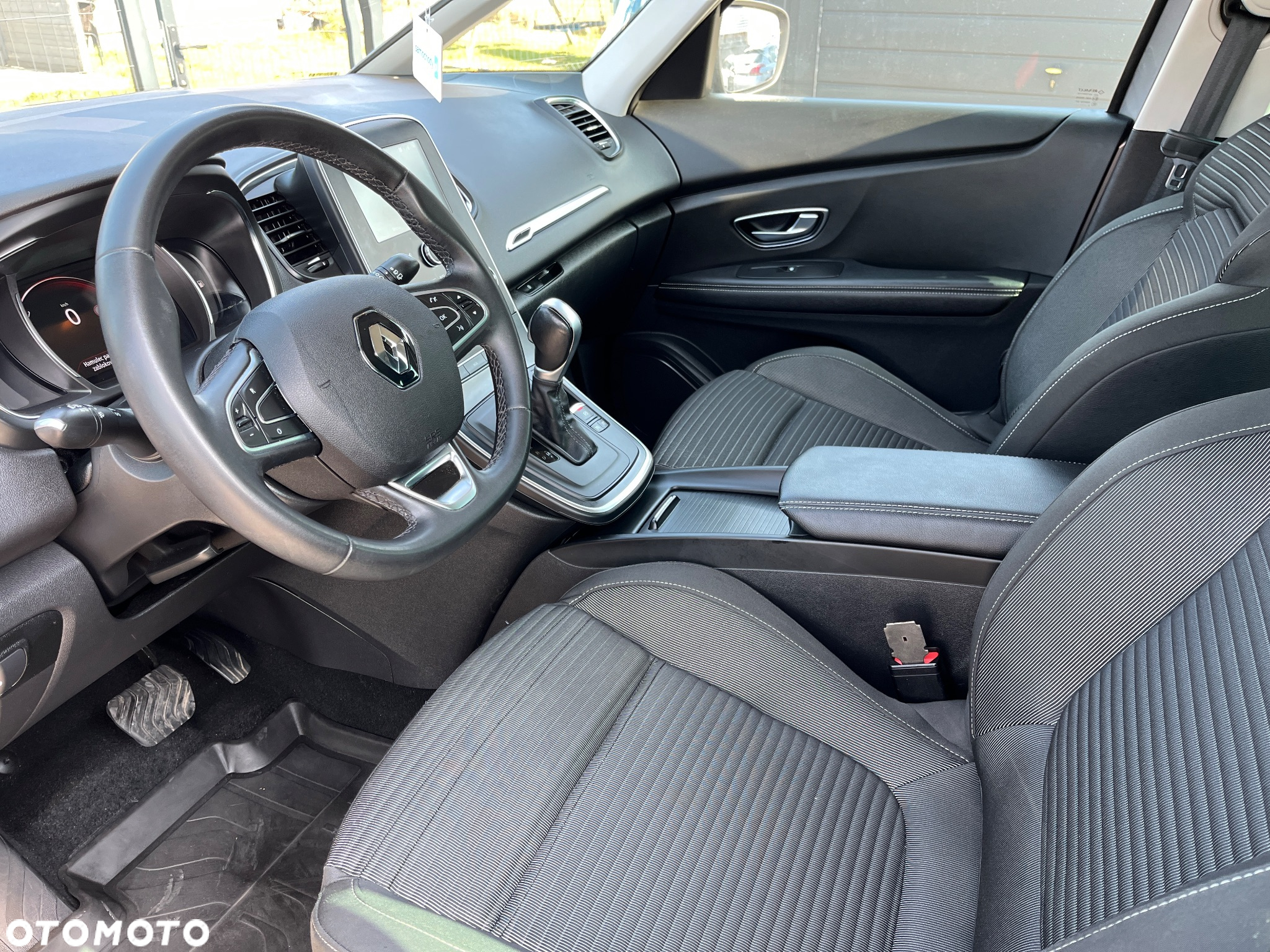 Renault Scenic BLUE dCi 120 EDC BUSINESS EDITION - 12