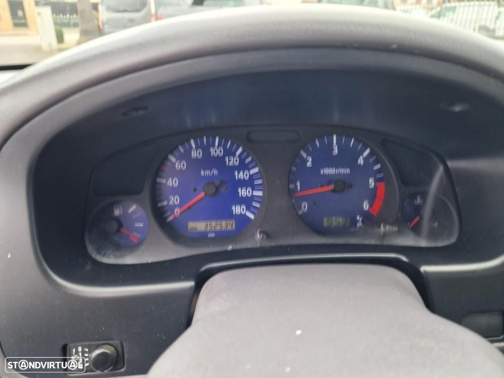 Nissan Pick-Up PICK-UP (D22) 2.5D (83CV) - 14