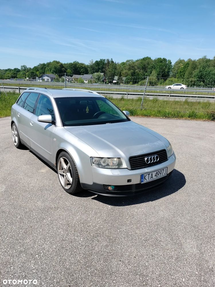 Audi A4 Avant - 4