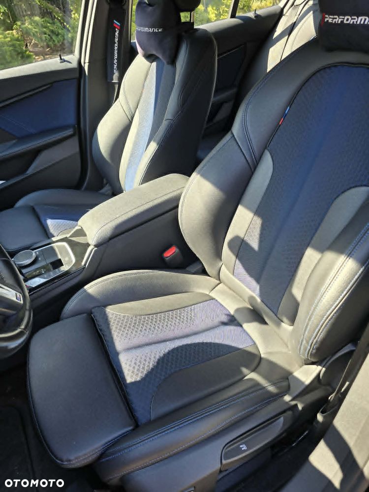 BMW Seria 1 118i M Sport - 11