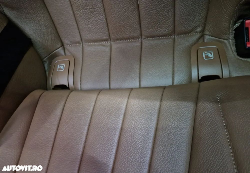 Mercedes-Benz E - 11