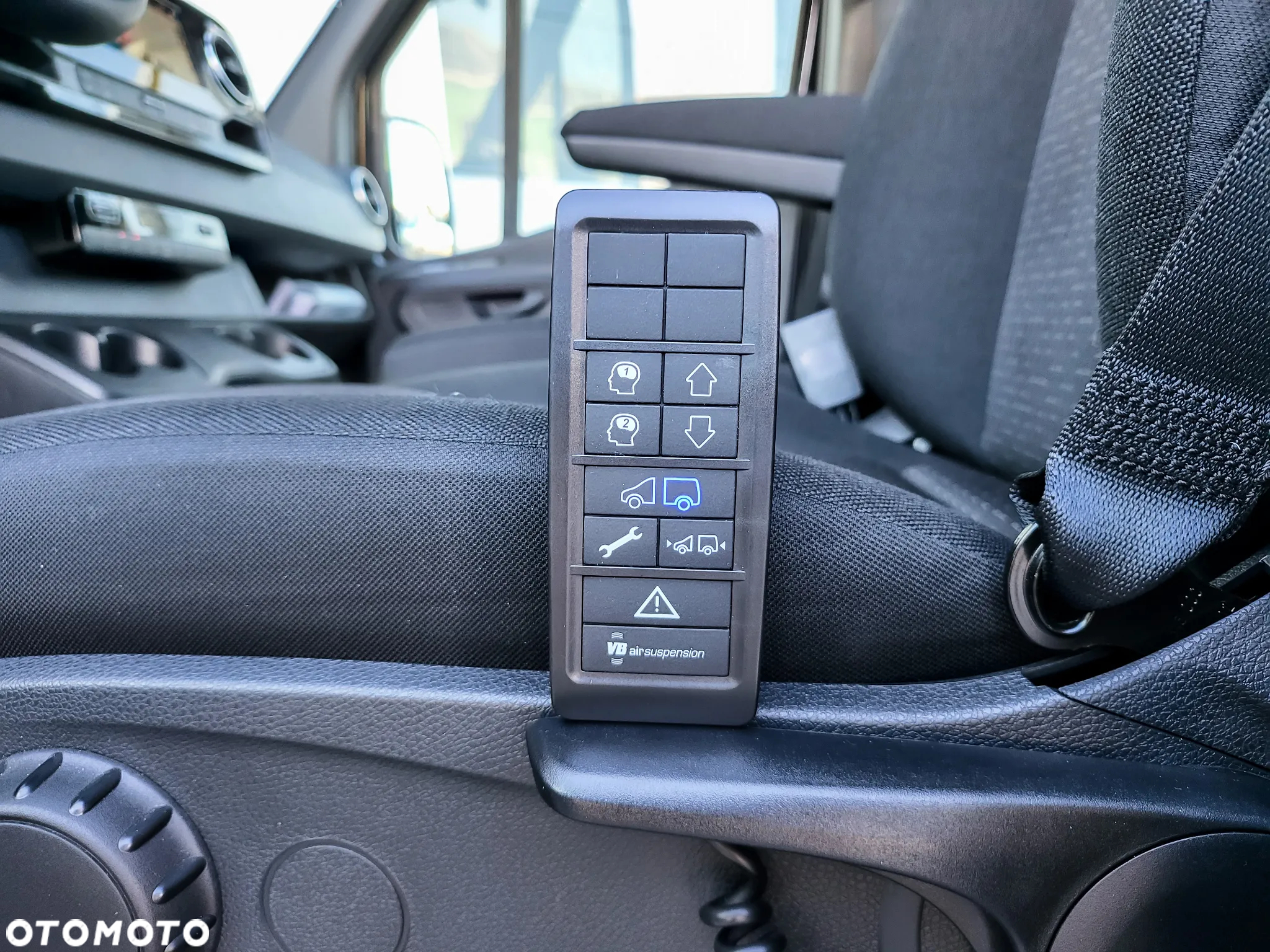 Mercedes-Benz Sprinter 519 3.0 V6 KEGGER  od ręki - 30