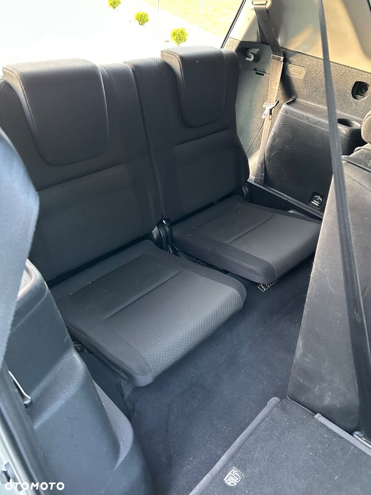 Toyota Corolla Verso 2.0 D-4D Prestige 7os - 6