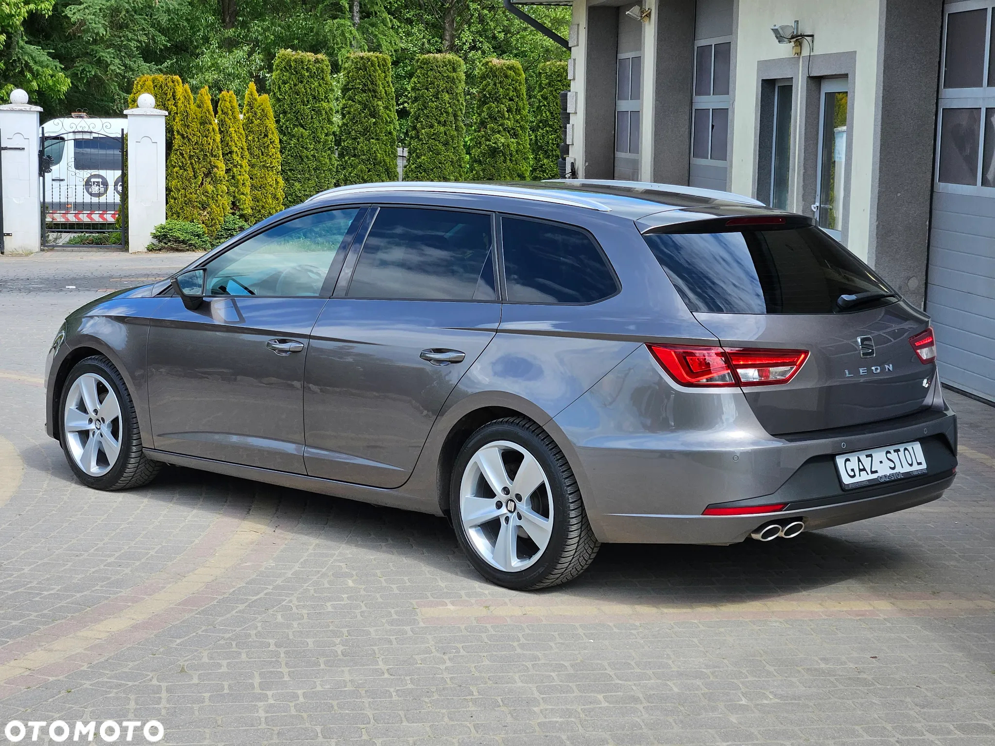 Seat Leon 2.0 TDI DPF DSG FR Black Matt Edition - 10