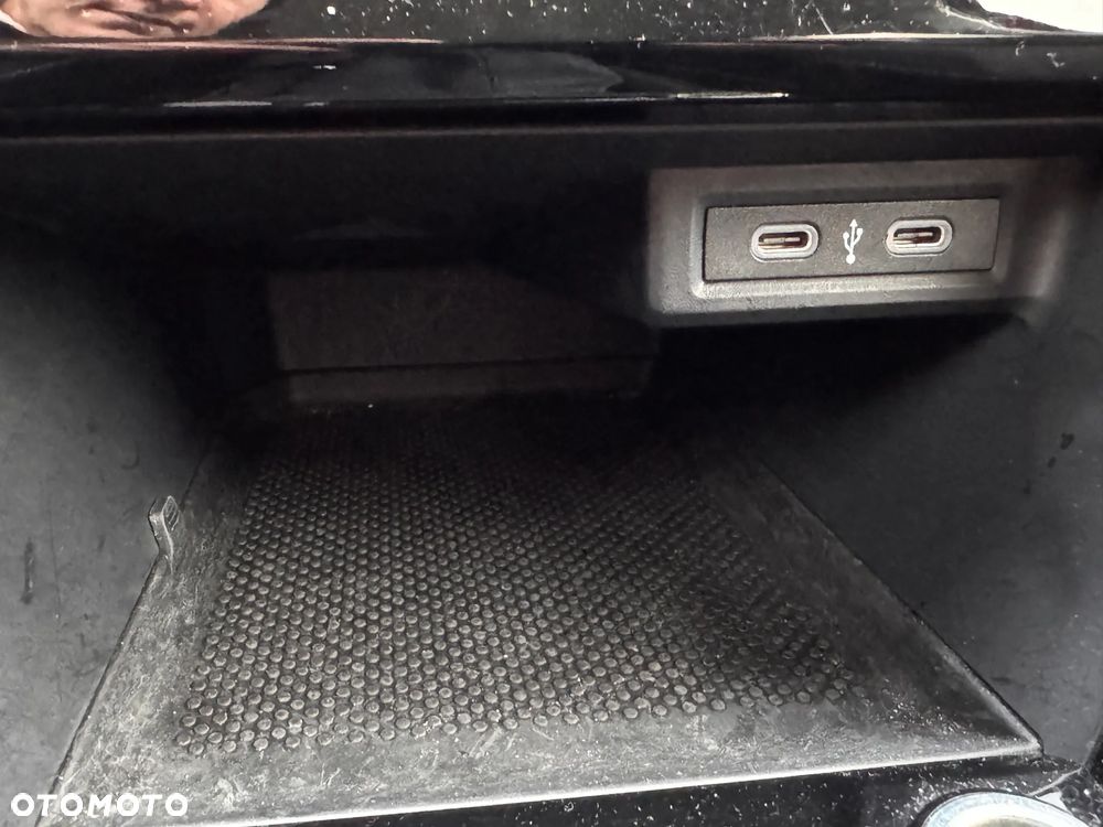 Volkswagen T-Cross 1.0 TSI Life DSG - 27