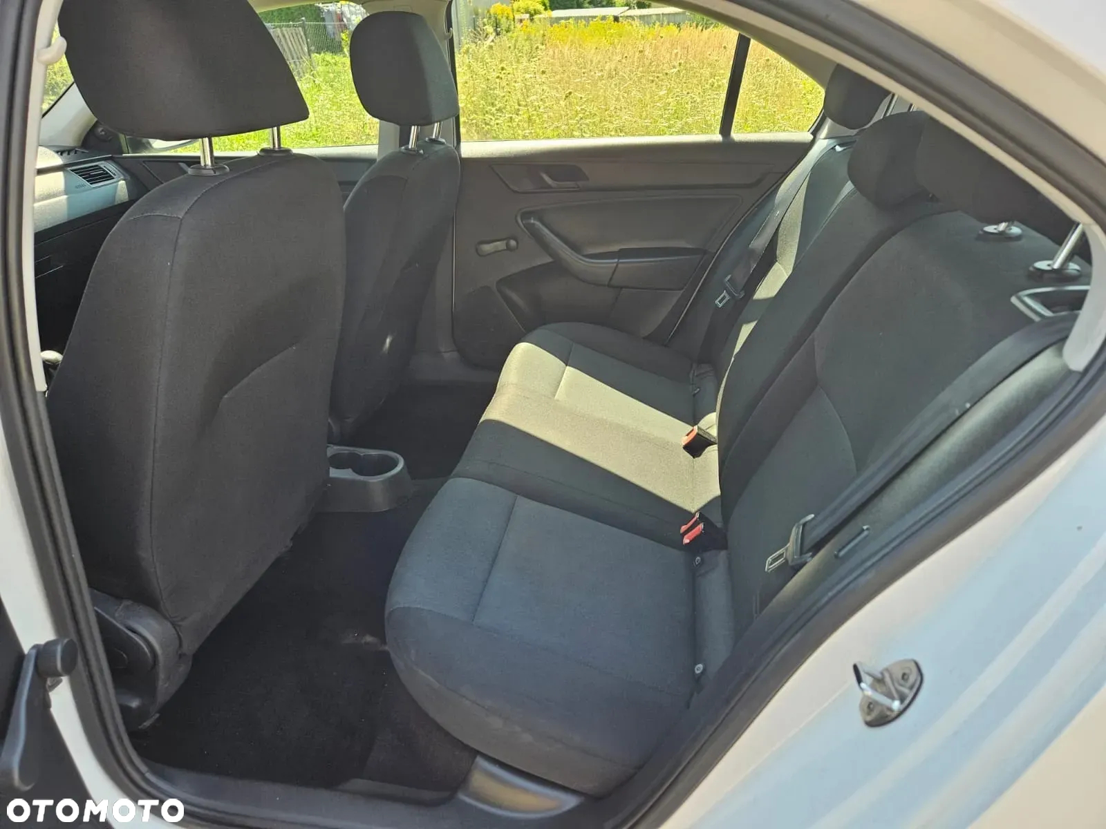 Skoda RAPID 1.2 Active - 10