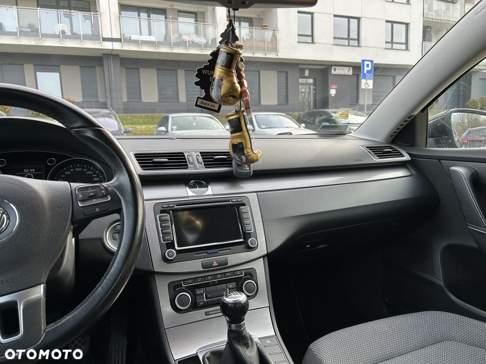 Volkswagen Passat 1.8 TSI Comfortline - 6
