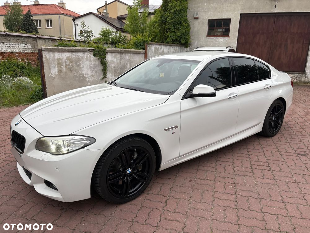 BMW Seria 5 525d xDrive - 3
