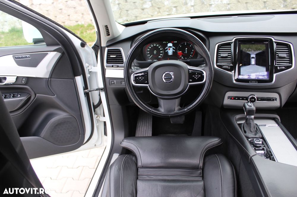 Volvo XC 90 D5 AWD Geartronic Inscription - 9